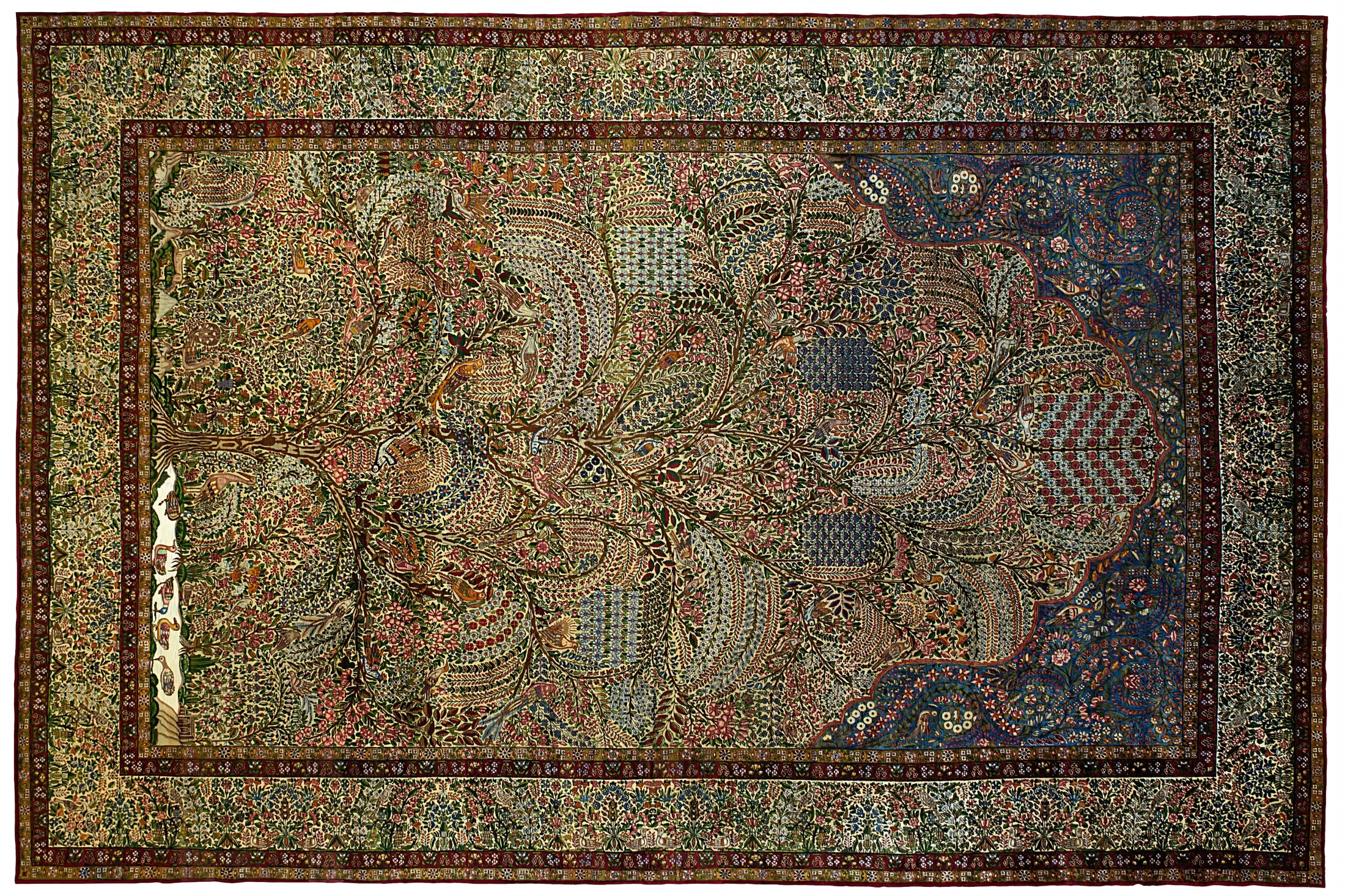 Antique Persian Traditional Rug 11670