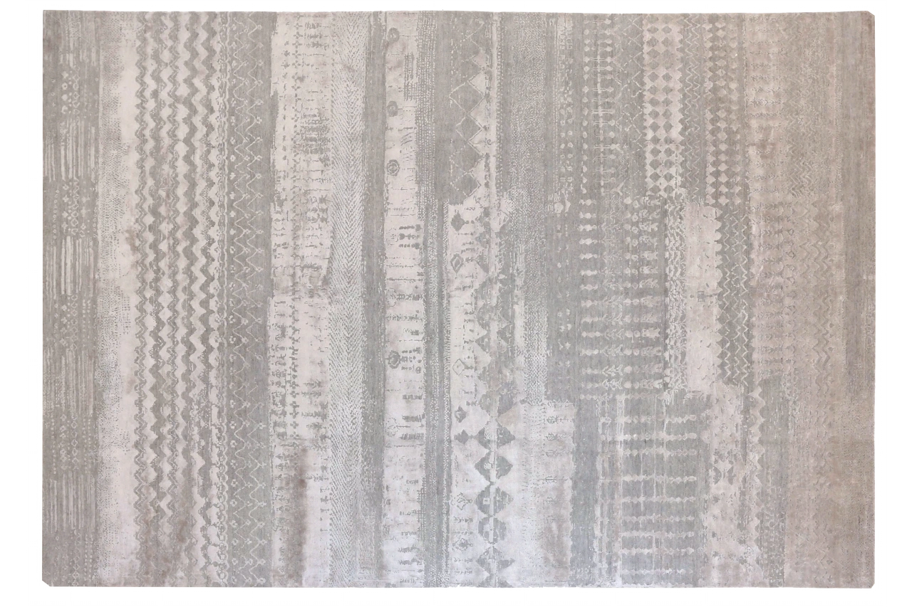 India Modern / Contemporary Rug 68660