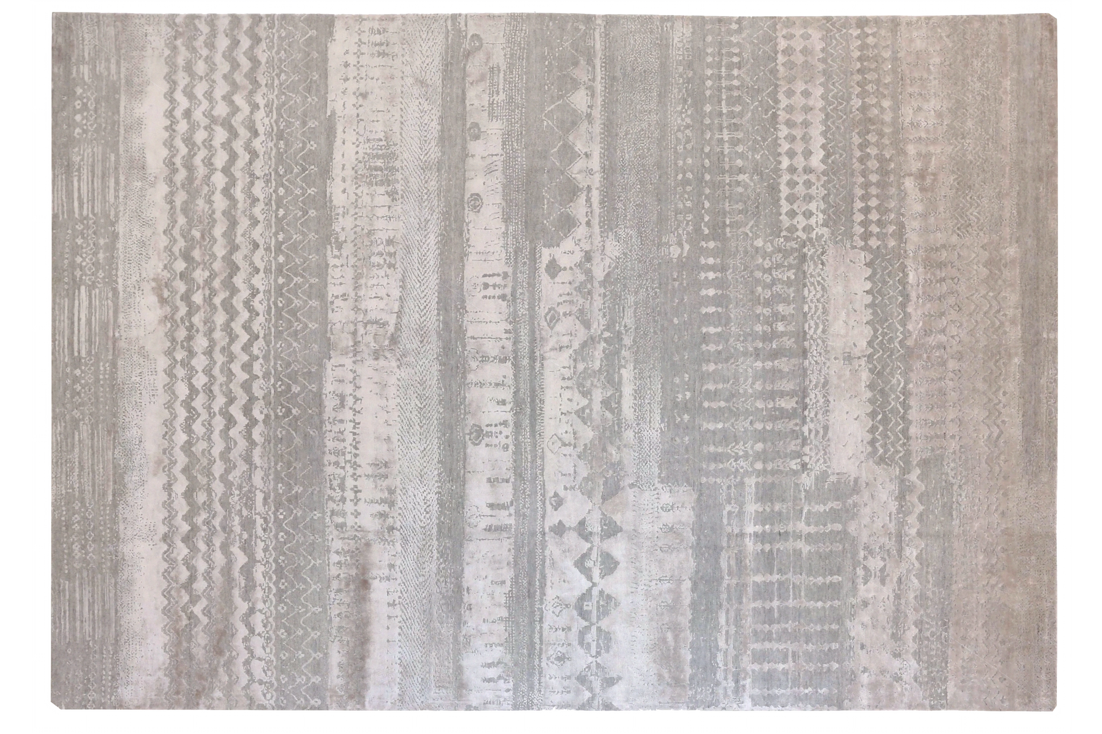 India Modern / Contemporary Rug 68660