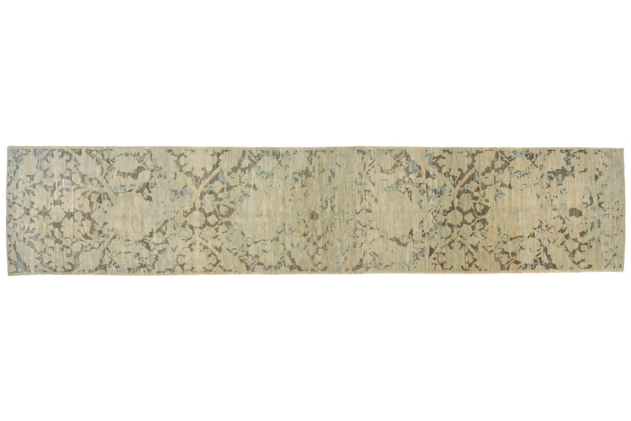 Persian Sultanabad Transitional Rug 69032