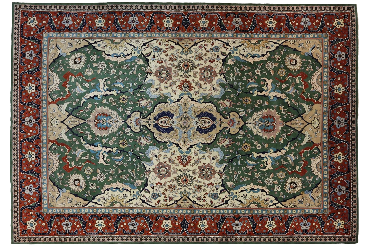 Persian Tabriz Transitional Rug 69374