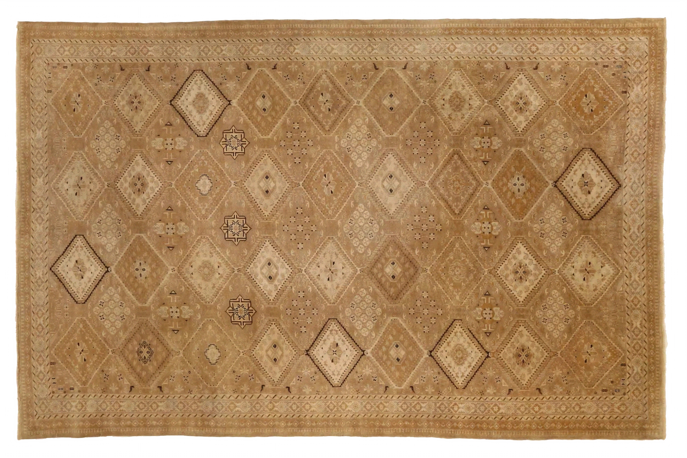 Antique Persian Shiraz Transitional Rug 73360