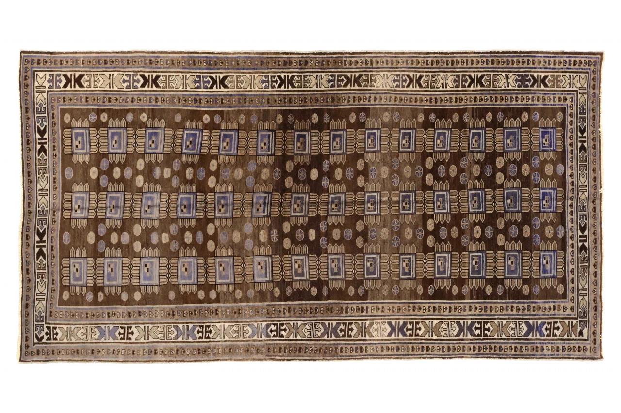 Antique Persian Varamin Traditional Rug 73939