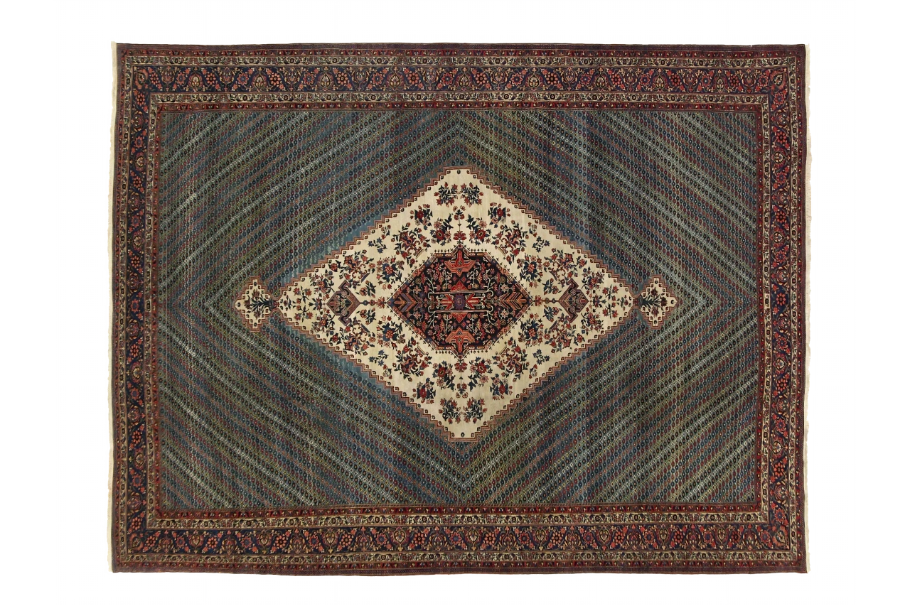 Antique Persian Traditional Rug 75471