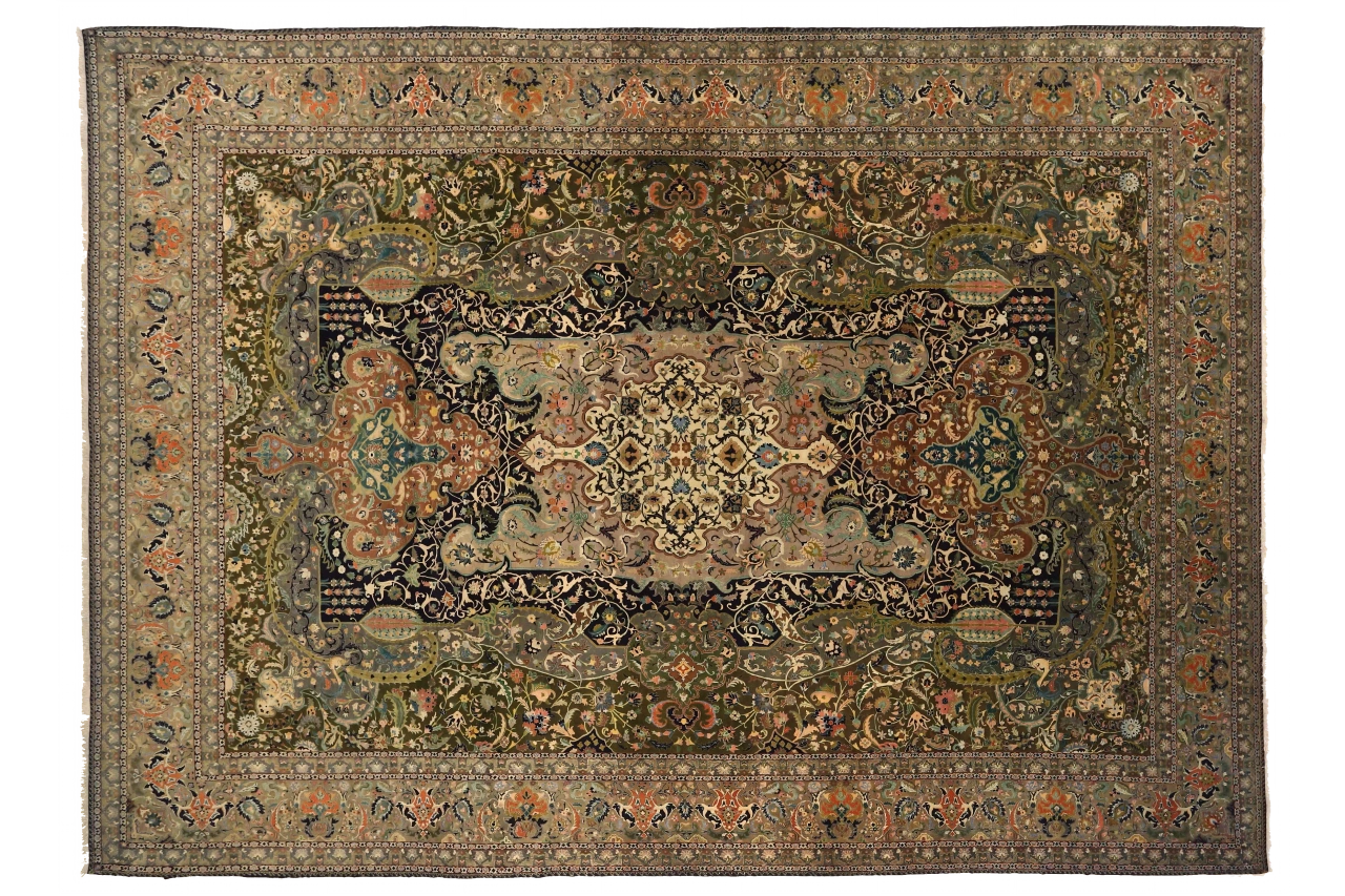 Antique Persian Traditional Rug 75477