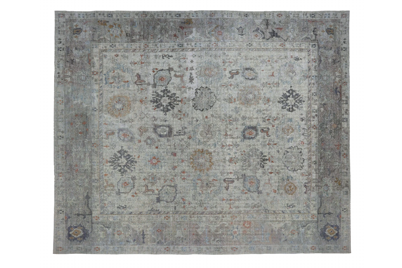 Persian Oushak Traditional Rug 89016