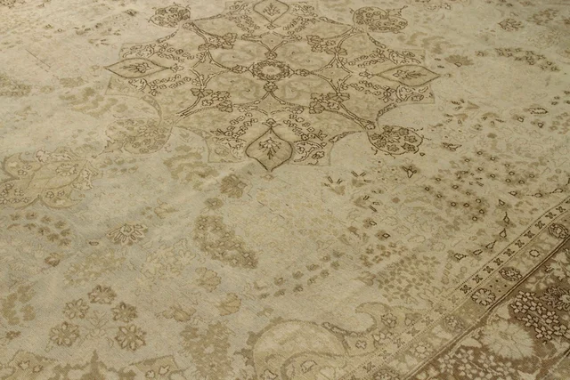 Antique Persian Tabriz Transitional Rug 67128