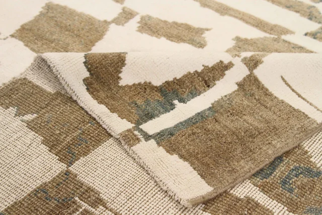 Persian Oushak Transitional Rug 67666