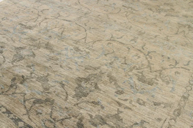 Persian Sultanabad Transitional Rug 67811