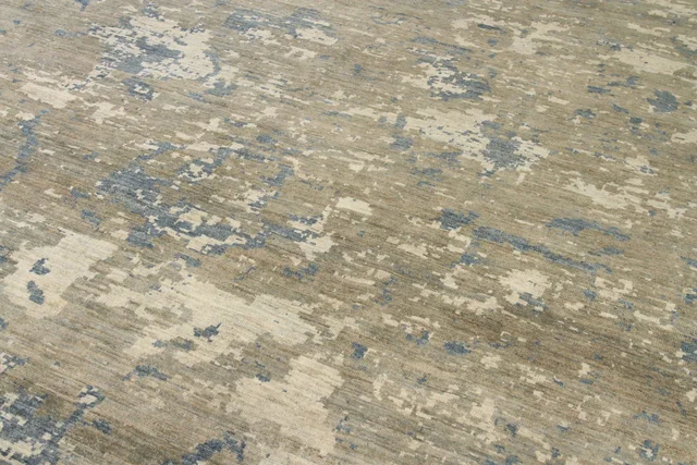 Persian Sultanabad Transitional Rug 67906