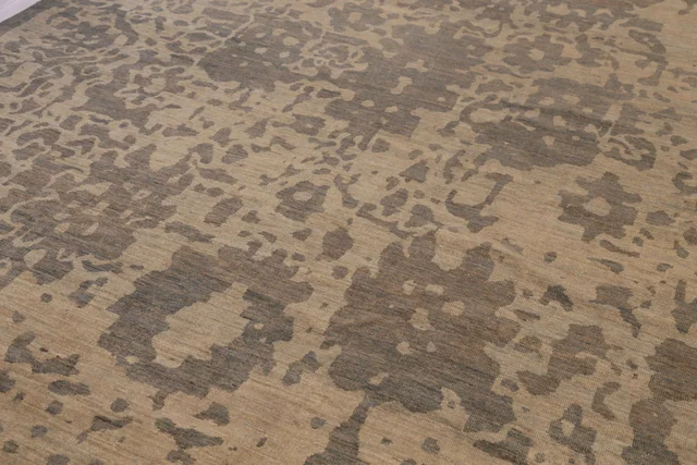 Persian Sultanabad Transitional Rug 68019