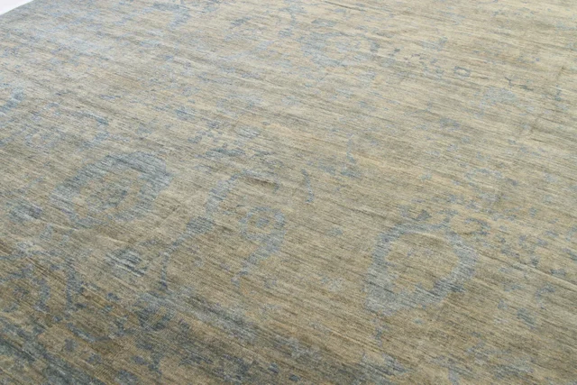 Persian Sultanabad Transitional Rug 68143