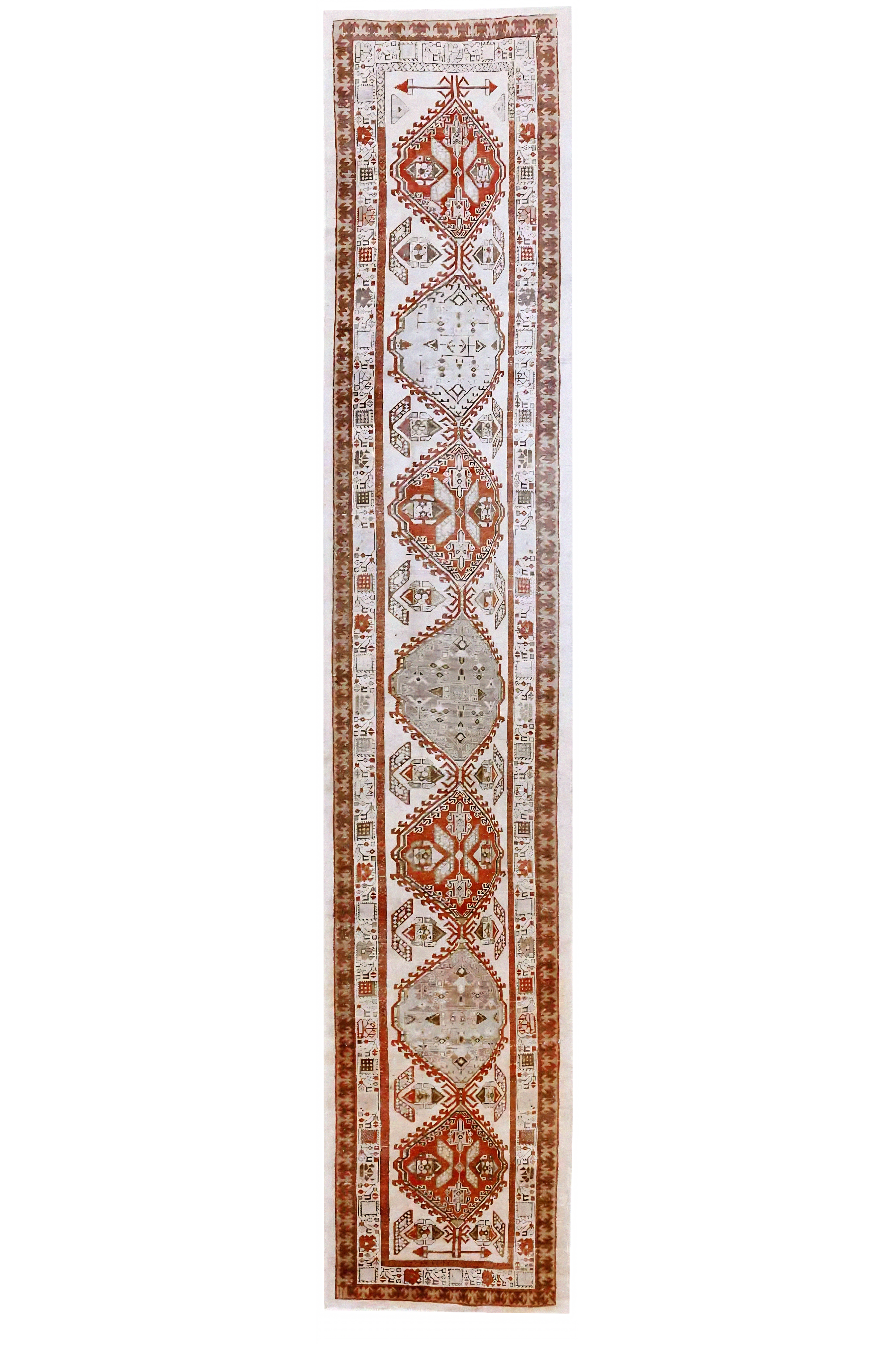 Antique Persian Sarab Traditional Rug 70621