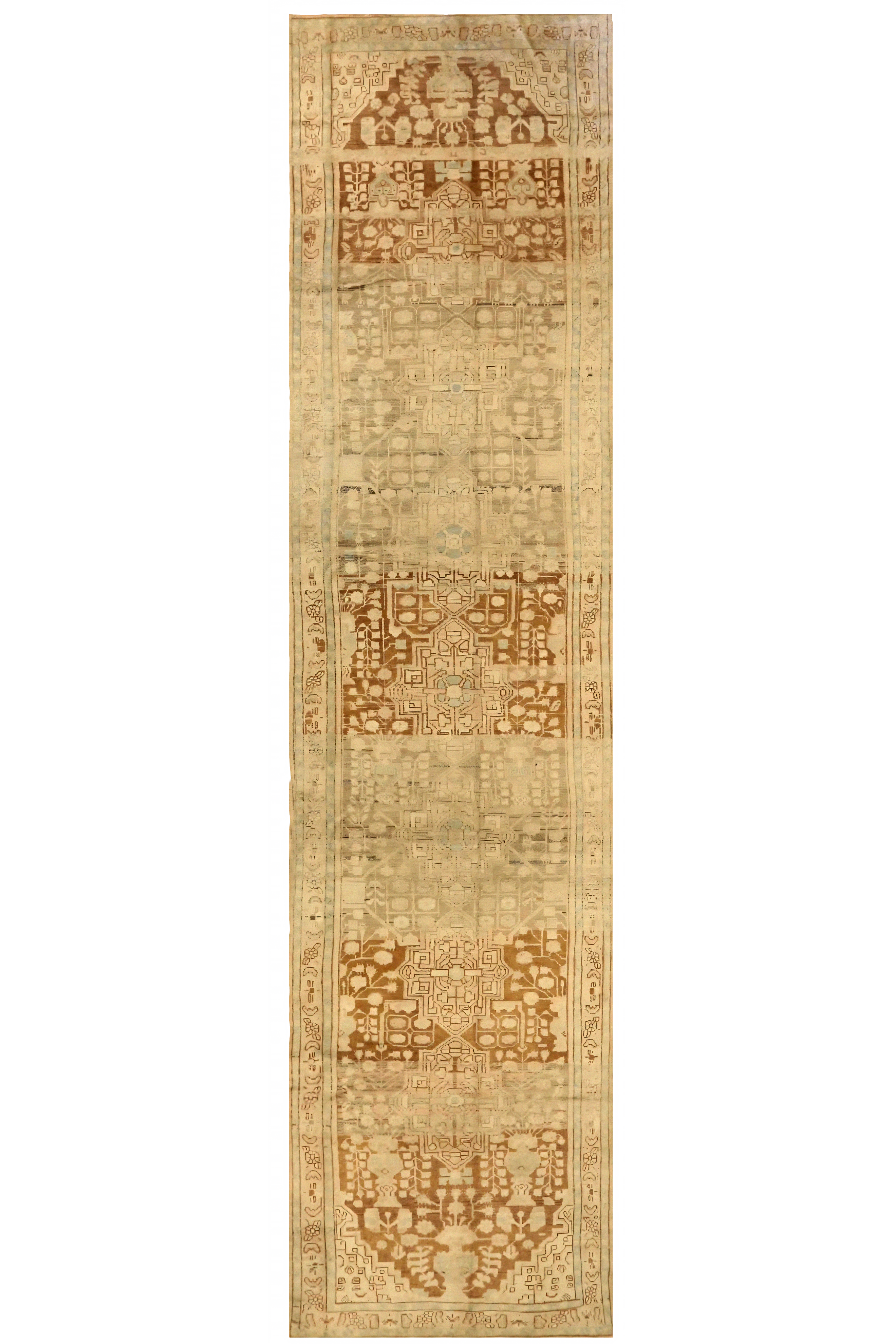 Antique Persian Hamadan Transitional Rug 75608