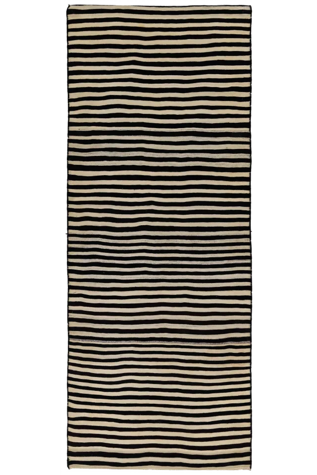 Antique Persian Traditional Rug 91502