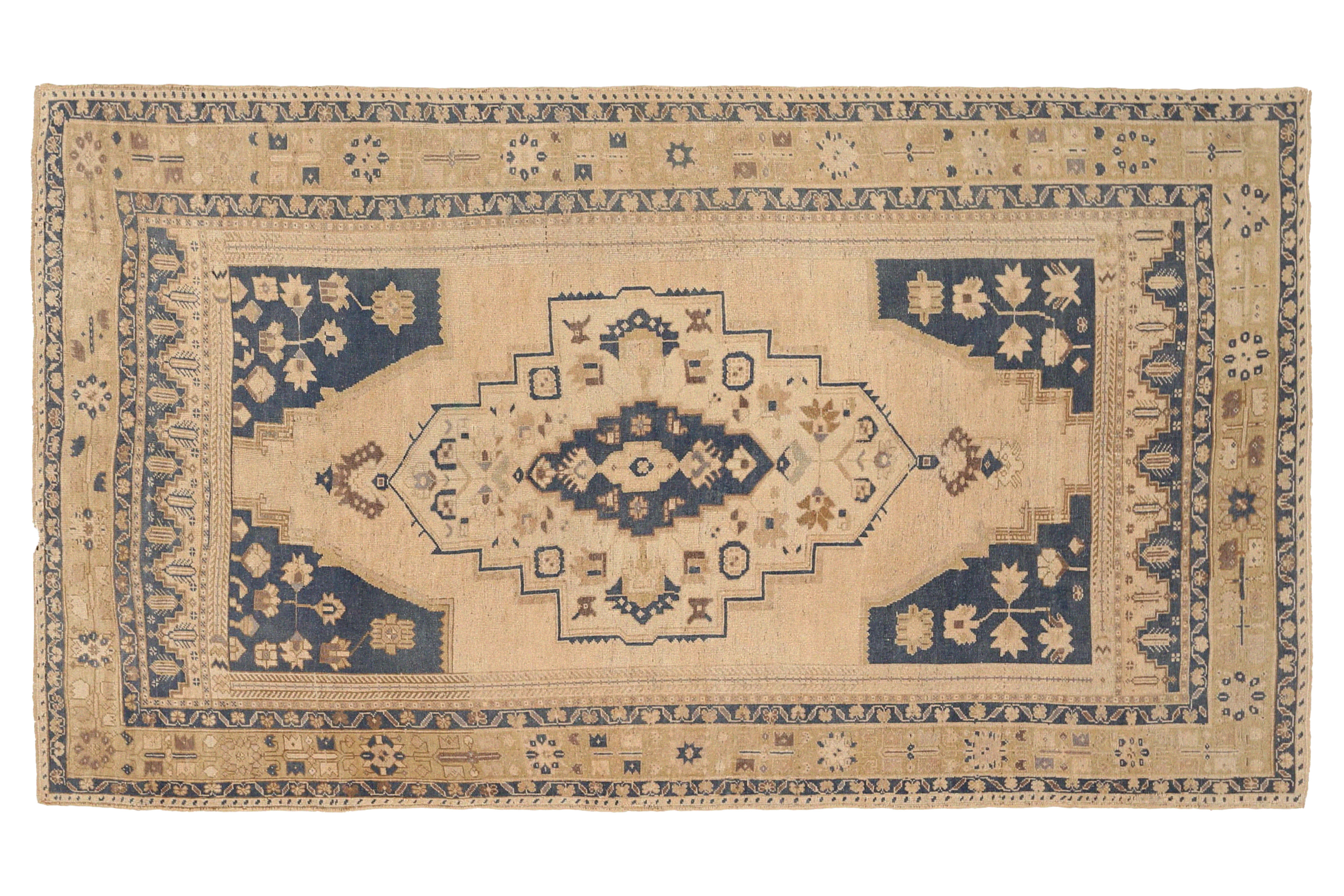 Thumbnail 2 for Vintage Turkey Traditional Rug 92729