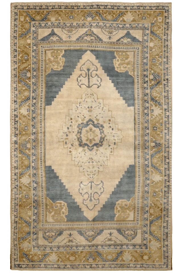 Antique Turkey Traditional Rug 92932