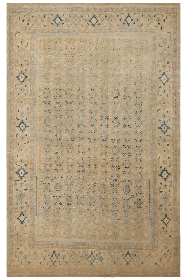 Antique Turkey Traditional Rug 92972