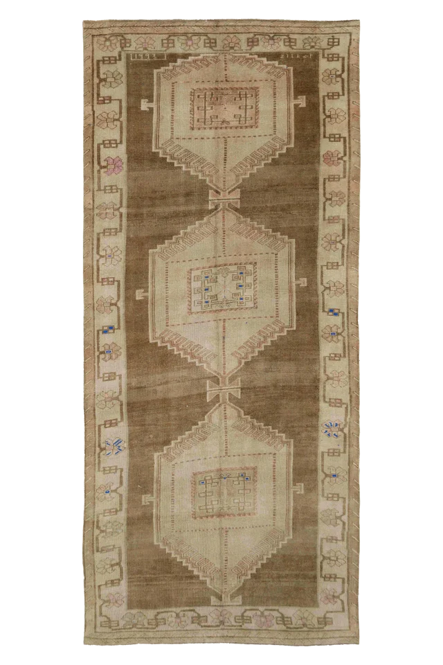Antique Turkey Traditional Rug 93030