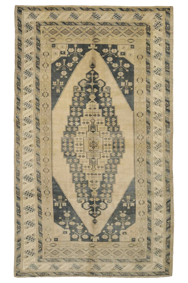 Antique Turkey Traditional Rug 93069
