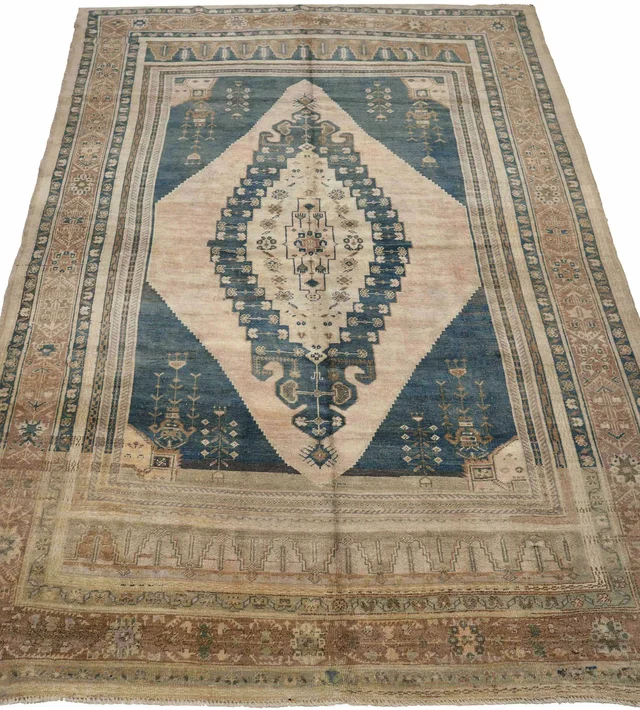 Antique Turkey Traditional Rug 93092