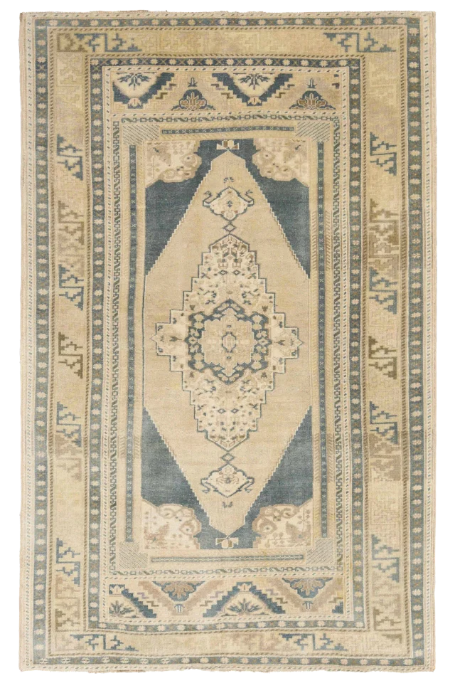 Antique Turkey Traditional Rug 93162